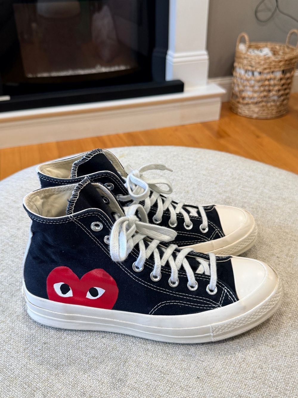 Comme des Garcons PLAY x Converse All Star High Top Peek-A-Boo- Size 7M/9W